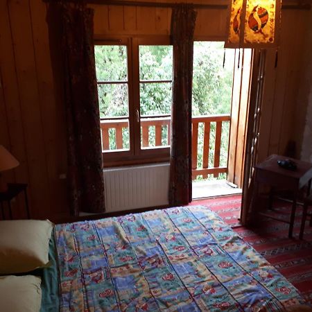 Bed and Breakfast Crouzet Exterior foto